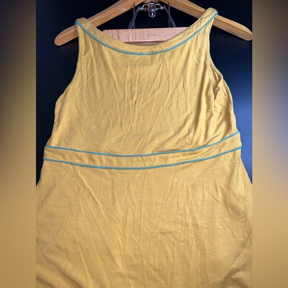 Moth For Anthropologie Mustard Yellow Wooden Button detailed tank Size L GUC - Picture 7 of 7